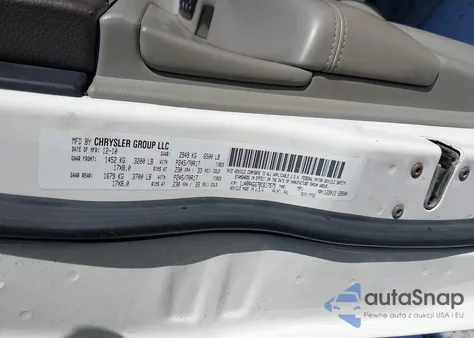 2011 Jeep Grand Cherokee Laredo from USA, damaged, VIN 1J4RR4GG7BC617575